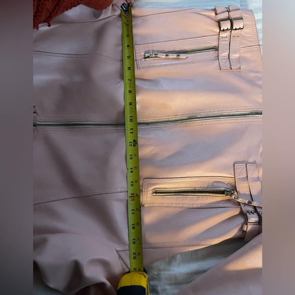 Pink leather jacket - Picture 6 of 9